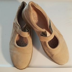 Ecco Mary Jane Shoes